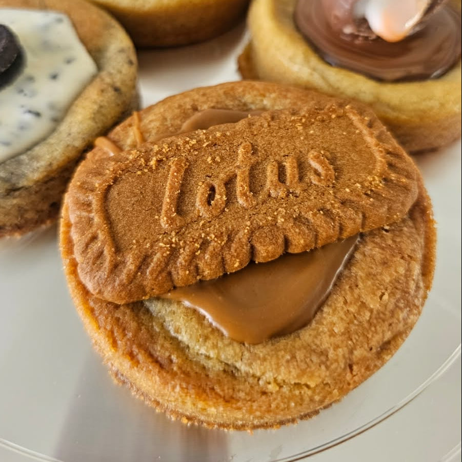 Biscoff Stuffed Cookie